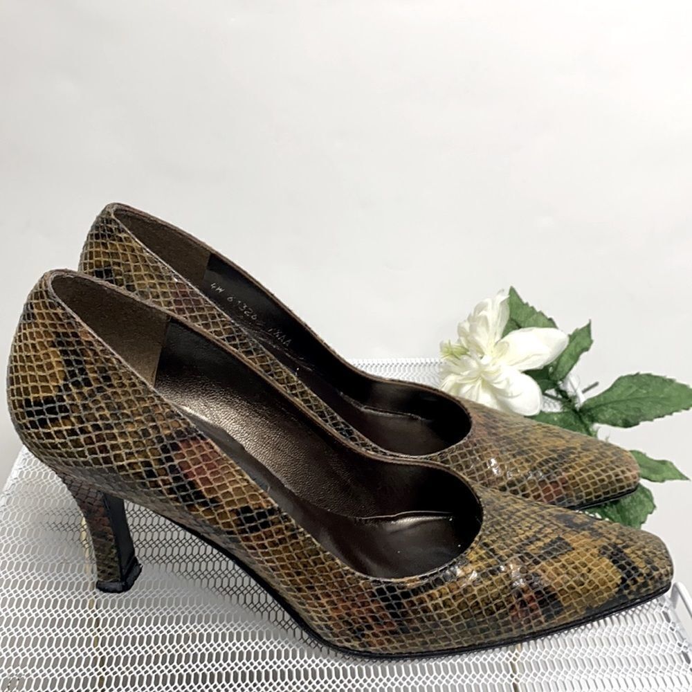 Stuart Weitzman Square Pointed Toe Snakeskin Heel… - image 5
